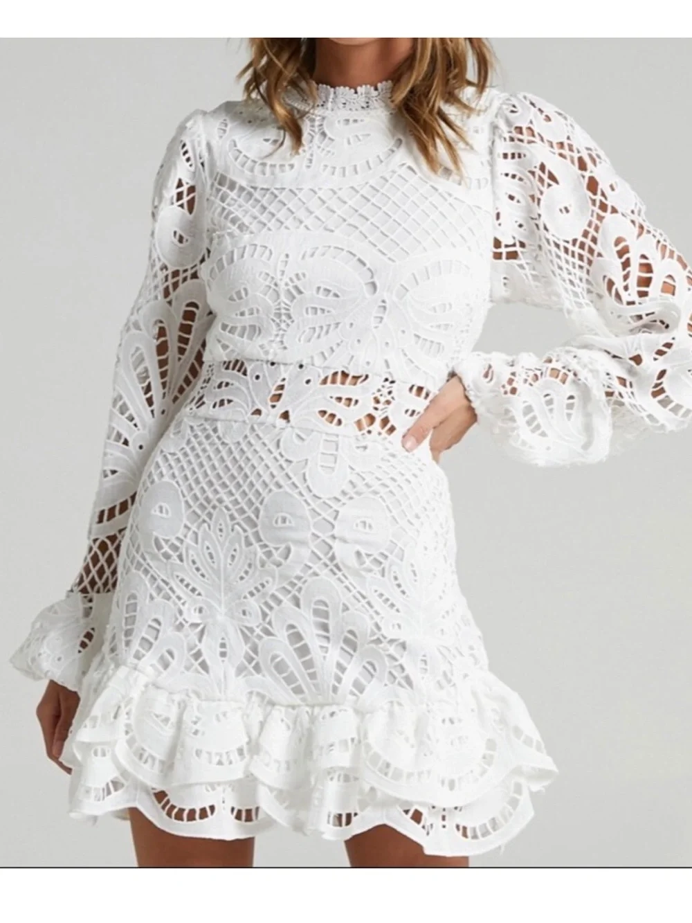 Showpo Kiss Me Now Dress White Lace Eyelet puff sleeve Dress Size 12 New - Picture 3 of 15